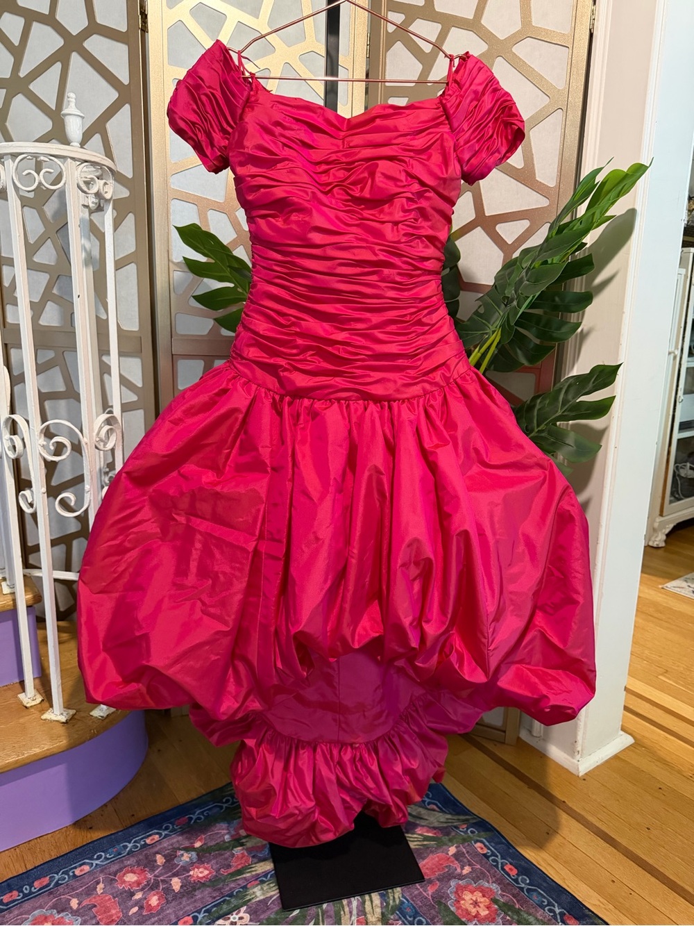 Vintage Victor Costa Bergdorf Goodman Pink Bubble Hem Party Dress